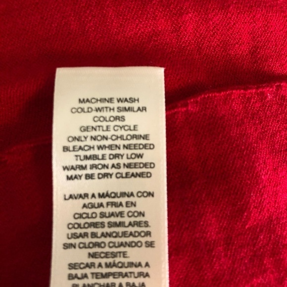 CHICO’S/ RED SOFT LIGHT SWEATER/ size 2 (L/12-14) - Picture 8 of 10